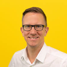 Dennis Korth's Instagram, Twitter & Facebook