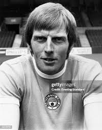 123 Alan Oakes Manchester City Photos & High Res Pictures