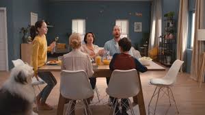 El meteorito de este apocalíptico spot es tan sabroso como una albóndiga