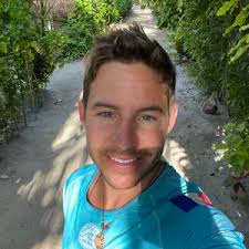 Looking for a roommate