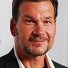 Patrick swayze was 38 years old when he starred in point break (1991), the same age as edgar ramirez when he starred in point break (2015). The Mask Of President Reagan Brought By Bodhi Patrick Swayze In Point Break Spotern