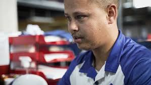 Lee Bormann's Instagram, Twitter & Facebook