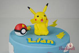 200 g sanella und 175 g zucker mit den quirlen des elektrischen handrührers cremig aufschlagen. Eine Pokemon Torte Mit Pikachu Und Ash Jennys Backwelt
