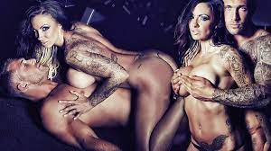 Naked Jodie Marsh poses for raunchiest shoot yet with hunky fitness model ( NSFW!) - Mirror Online