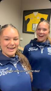 Volunteering at @geelongcats game Friday night against the Dees.  @sedacollegevic and the cats provide amazing opportunities for our  students. Well done Ben Pitman-jones, Madi Hammond, Lila Collinson, ...
