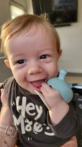 OFFER: I'm 5 weeks postpartum and dealing with a major over supply. Looking  to donate 2-3 bricks of milk (probably around 125 ozs) as we are running  out of freezer space. I