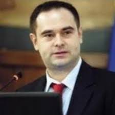 Banca naţională a româniei a anunţat, luni, un curs de referinţă de 4,6634 lei/euro, o scădere de 0,03% faţă de pragul atins vineri. EstimÄƒrile AnaliÈ™tilor Financiar Bancari Un Curs Euro De 4 72 Lei In Ianuarie Viitor Un Robor De 4 16 In Iulie 2019 È™i O RatÄƒ A InflaÈ›iei De 4 66 Tot In Iulie Viitor Hotnews Mobile