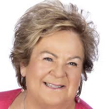 Jennifer King, Real Estate Broker