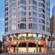 Securely manage your personal finances, pay bills, download account information and so much more! Us Bank Tower Usbanktower Twitter