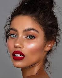 Summer Make Up A Light Base Makeup Fun Looks Summer Eye Make Up Sun Kissed Tanned Look With Makeup Pinterest Makeup Hair Makeup Skin Makeup