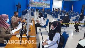Untuk kamu yang ingin berkarier di salah satu perusahaan ekspedisi Besaran Gaji Pns Lulusan S1 Serta Tunjangan Lihat Juga Gaji Lulusan D3 Dan Sma Smk Bangkapos Com