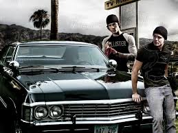 The differences lie in the custom rims on the wheels of the leviathan!impala, and, of course, the license plates. 1967 Chevrolet Impala Wallpapers Wallpaper Cave