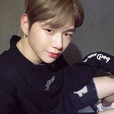 바지 — паджи — брюки. ê°•ë‹¤ë‹ˆì—˜ ë¨¸ë¦¬ìƒ‰ ìŠ¤íƒ€ì¼ë§ ëª¨ìŒ ìŠ¤ì•• ì¼€ì´ëŒí† í¬ ì¹´í…Œê³ ë¦¬