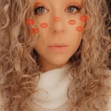 Cassie Burchett's Instagram, Twitter & Facebook