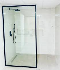 We offer a selection of sliding, custom, bathtub, and frameless glass shower doors. Frameless Bathroom Shower Enclosures In Dubai Sharjah Belmont Glass Uae