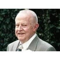 Gordon Vandyke's Instagram, Twitter & Facebook