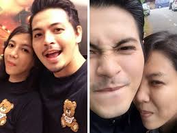 Isteri kepada penyanyi dan pelakon terkenal, izzue islam, iaitu awin nurin, selamat menjalani pembedahan minor pada pergelangan tangan kiri di hospital columbia asia, semalam. Izzue Islam Dan Awin Belum Merancang Ambil Anak Angkat Entertainment Rojak Daily