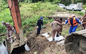 • di bawah kelolaan kerajaan pusat / negeri atau jabatan laut. Separuh Badan Dijumpai Dipercayai Dibaham Buaya Utusan Borneo Online