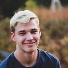 Max Napier's Instagram, Twitter & Facebook