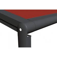 Elle est aussi teintée dans la masse ce qui limite la décoloration dans le temps. Store Banne Sur Pieds Toile Dickson Micro Perforee Sunworker Pas Cher