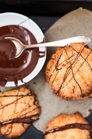 Schoko Kokos Kekse Backen Macht Glucklich Rezept Einfache Kokosmakronen Rezept Kekse Kekse Backen
