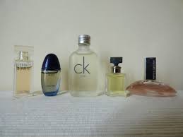 Pin On Collection Miniatures De Parfum Les Coffrets