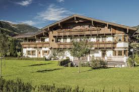 Die ferienwohnung wurde im frühling 2014 komplett renoviert und liebevoll neu gestaltet. Haus Sonnenschein Online Buchen In Mayrhofen