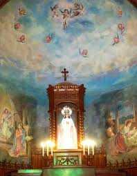 The Alter In The Church Of Nuestra Senora De Las Mercedes Found In The Town Of Santo Cerro Las Vega Dr Las Mercedes Las Vegas Imagenes De La Virgen