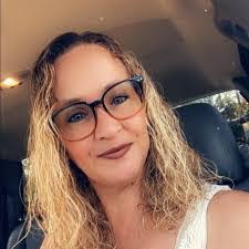 Jeri Bruner's Instagram, Twitter & Facebook