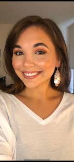 Does anyone have a referral for someone who can do Halloween makeup?