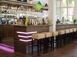 Je nach verfügbarem platz kann der. Bar Theken P M Furniture