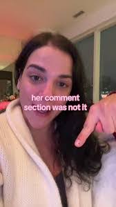 Melissa Rutt's Instagram, Twitter & Facebook