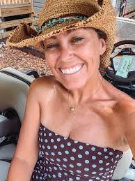 Asti (@teachingontheisland) • Instagram photos and videos