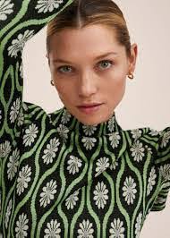 Nora Beal's Instagram, Twitter & Facebook