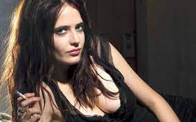 Eva Green Nude Photos & Videos