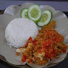 Sarapan nasi uduk + ayam pedas mcd this is asmr video nasi uduk mcd, hope you guys like it. Ayam Geprek Dan Ayam Lalapan Home Facebook
