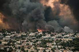 Κινητοποιήθηκαν 25 πυροσβέστες, εννιά οχήματα και τρία αεροσκάφη. Uadh7f Sf R Im