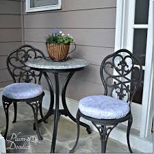 Diy Round Chair Cushions Made Simple Plum Doodles Diy Outdoor Cushions Round Chair Cushions Round Chair