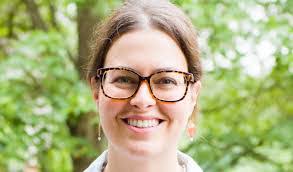 Stephanie Williams's Instagram, Twitter & Facebook