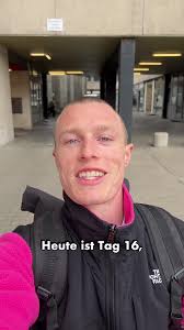 Heute ist Tag 16 an dem ich was Neues ausprobiere um weniger am Handy zu  sein ✨ und heute war ich bouldern. Vor Ort habe ich mir Schuhe ausgeliehen  und dann gings auch schon los und ich hatte von ...