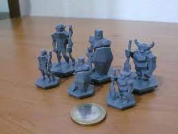 Es la última moda en jump city, y robin está obsesionado. Munecos Varios Para Jugar A Rol O Coleccionar Juegos De Estrategia Juegos Disenos De Unas