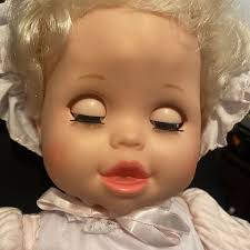 Heather Doll's Instagram, Twitter & Facebook