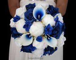 Royal Blue Wedding Flowers With Royal Blue Halo Calla Lilies Royal Blue Roses Royal Blue D Blue Wedding Flowers Wedding Flower Packages Cheap Wedding Flowers
