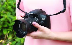 Sedangkan, untuk pembuatan video profesional biasanya menggunakan kamera yang lebih layak seperti mirrorless. Rekomendasi Kamera Untuk Live Streaming Kualitas Terbaik Digitechno Berita Teknologi Indonesia Terbaru