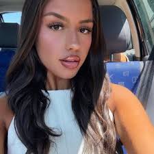 Daniela Cornejo (@danielaacornejo)