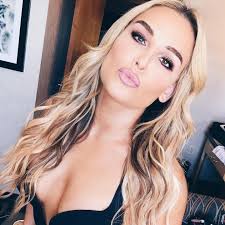 Happy Birthday to this gorgeous human @natbynature 💕✨ Love you Natty and  miss our crazy laughs in my makeup chair! Can't wait to see you again soon!  Xoxo wishing you the sweetest