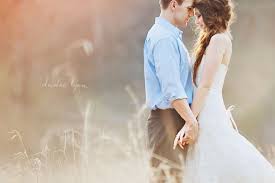Pin By Anothersunnysky On Wedding Photo Ideas Wedding Couple Poses Wedding Photography Poses Photo Poses For Couples