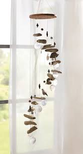Windspiel Treibholz Und Capiz Fensterdeko Sommer Windspiele Mobile Basteln Holz