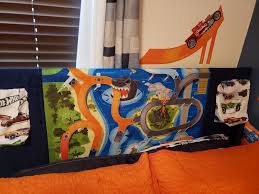 Blue Kids Comforter With The Hot Wheels Floor Mat Glued On Hand Made Pocket Bags From Sheets With Images Kids Comforters Hot Wheels Bedroom Hot Wheels