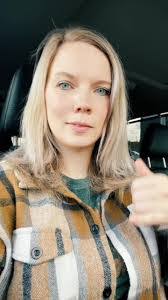 Jaclyn Webster's Instagram, Twitter & Facebook